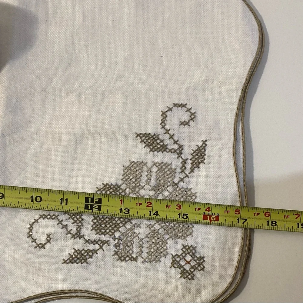 Set of 4 Handmade Embroidered Linen Placemats and Matching Napkins